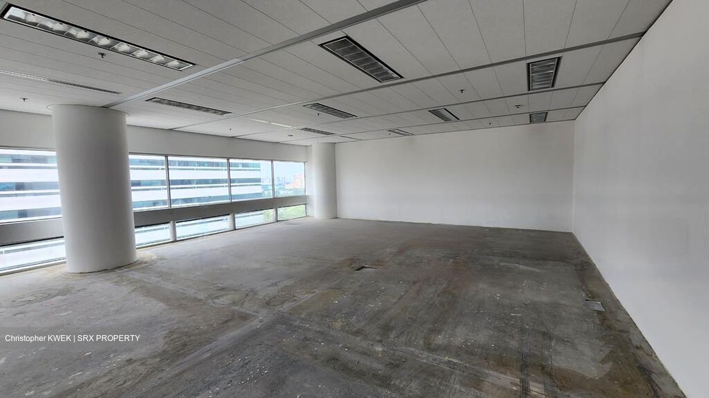 Gateway West (D7), Office #469335981
